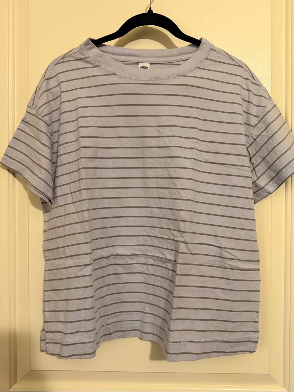 Old Navy Light Blue and Gray Striped Short Sleeve Tee